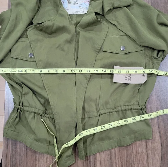 Frye & Co Green Lightweight Open Front Utility Style Jacket - Picture 6 of 14